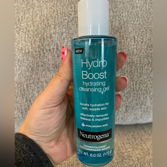 Neutrogena Hydro Boost Hydrating Cleansing Gel NEW Full size - Picture 2 of 3